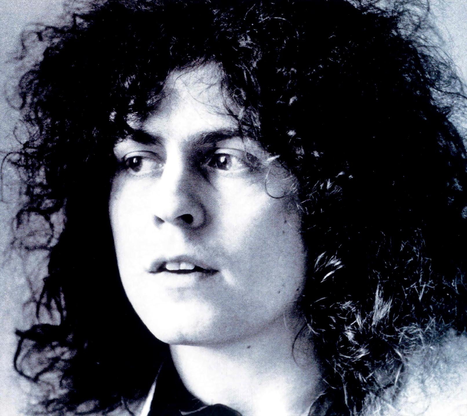 《20世紀少年》的典故來自T-Rex樂團的同名單曲，圖為該團已故主唱Marc Bolan。