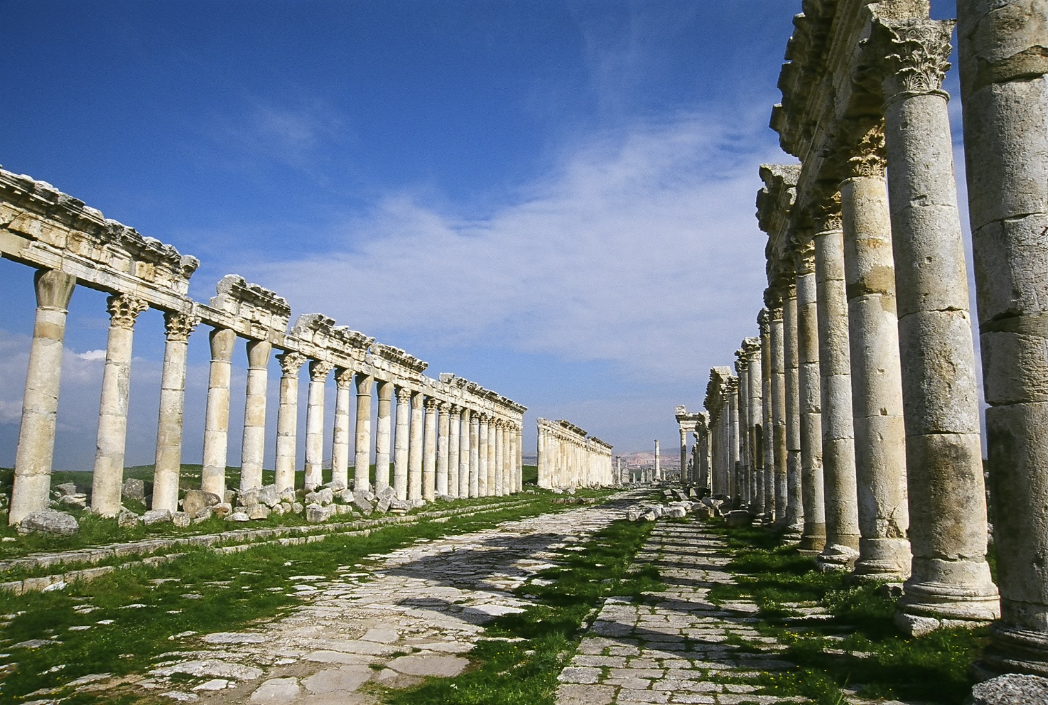 古城Apamea的希臘羅馬式列柱大道長達1800公尺。
