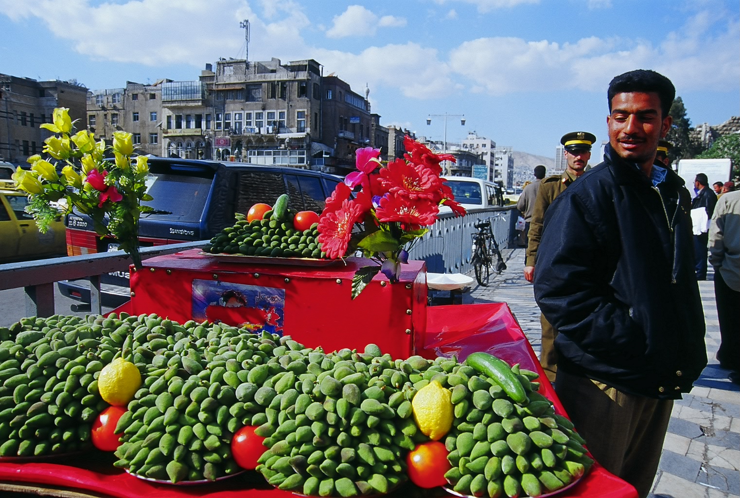 大馬士革的街頭有多樣的水果攤。