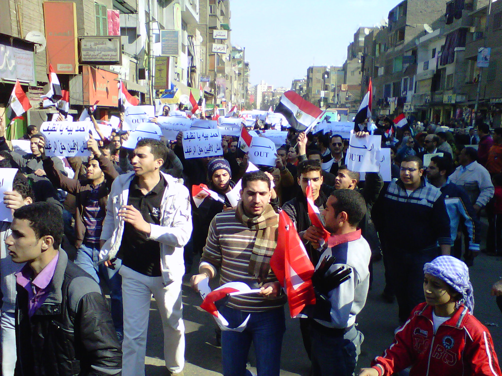 圖2_2011年埃及革命時，解放廣場上的示威人群。