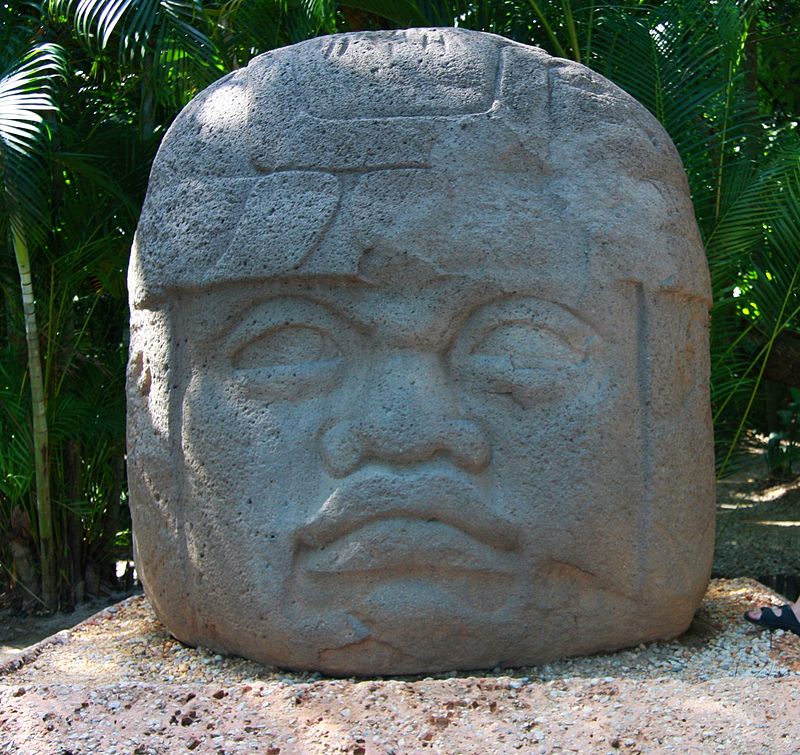 奧爾梅克文明的巨石頭像（圖片來源/wiki）